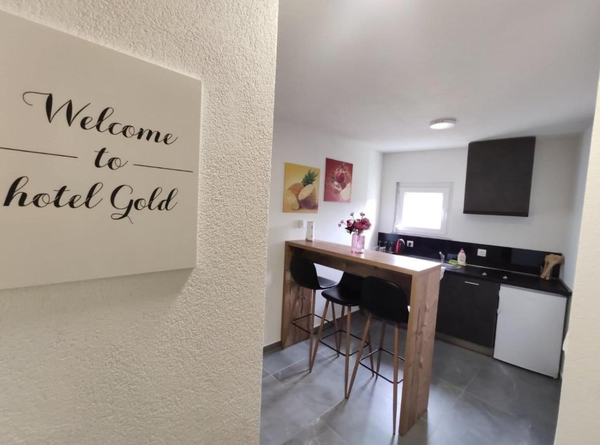 Gold Apartmani Kozarac Exteriör bild